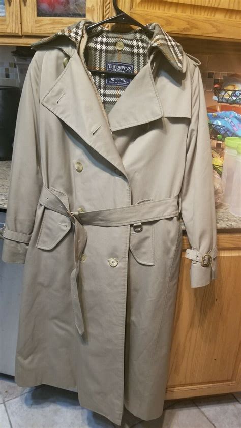 burberry trenchcoat 80s s|Burberry trenchcoat outlet price.